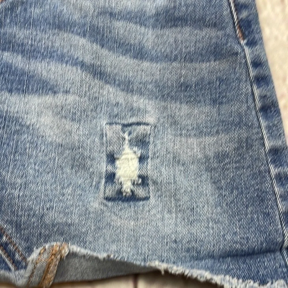 UEC Justice raw hem denim jeans skirt size 8